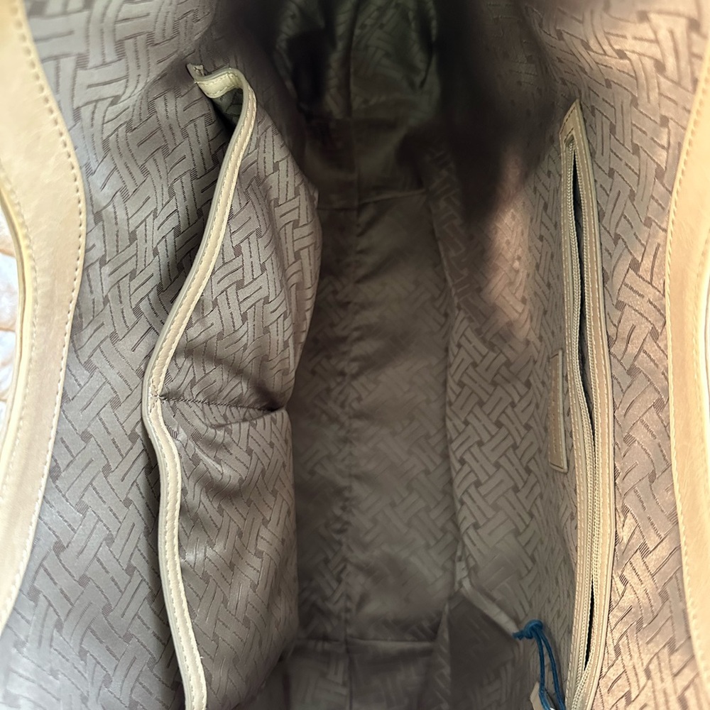 Cole Haan Genevieve Tan Woven Tote EUC - Picture 9 of 13